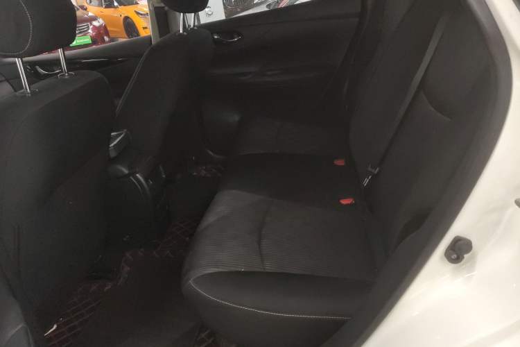 Used Nissan Tiida 2019 1.6L CVT Cool Dynamic Version China V Standard Left Rear Seat
