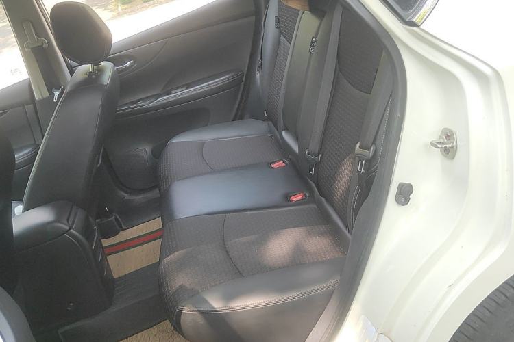 Used Nissan Tiida 2019 1.6L CVT Smart Drive Version China VI Standard Left Rear Seat
