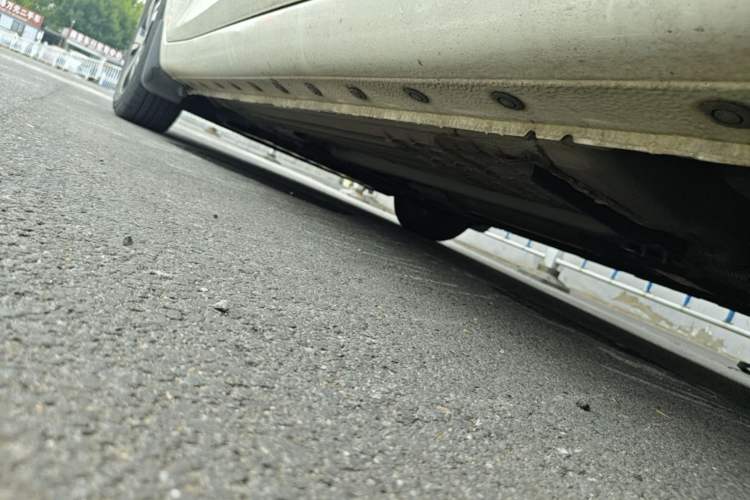Used Nissan Tiida 2019 1.6L CVT Smart Drive Version China VI Standard Left Side Sill