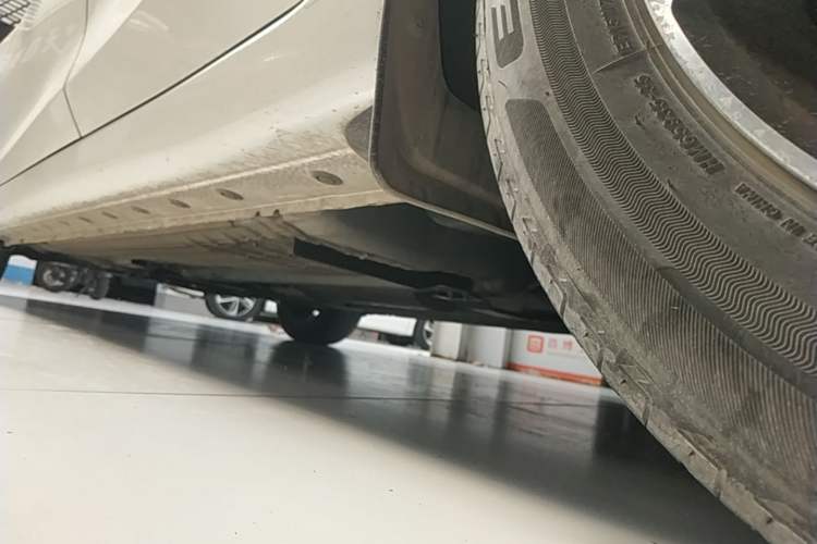 Used Nissan Tiida 2019 1.6L CVT Smart Drive Version China VI Standard Left Side Sill