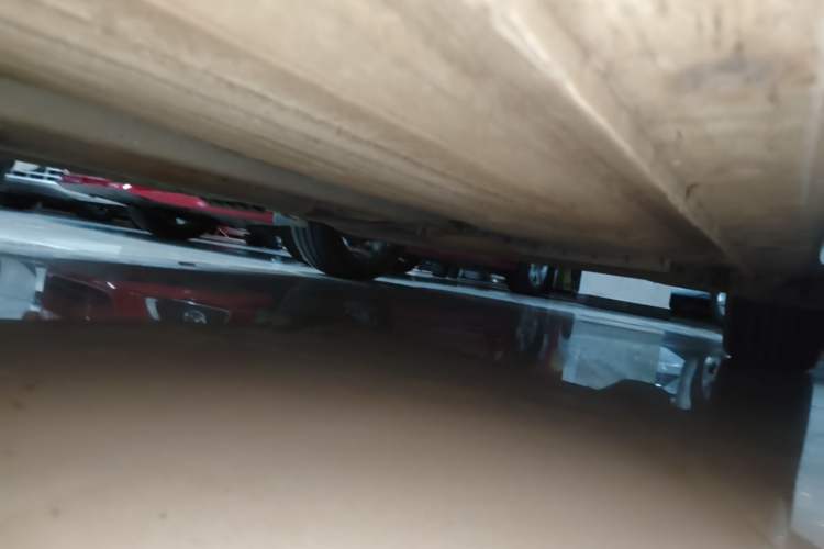 Used Nissan Tiida 2019 1.6L CVT ZhiZun Edition China VI standard Left Side Sill