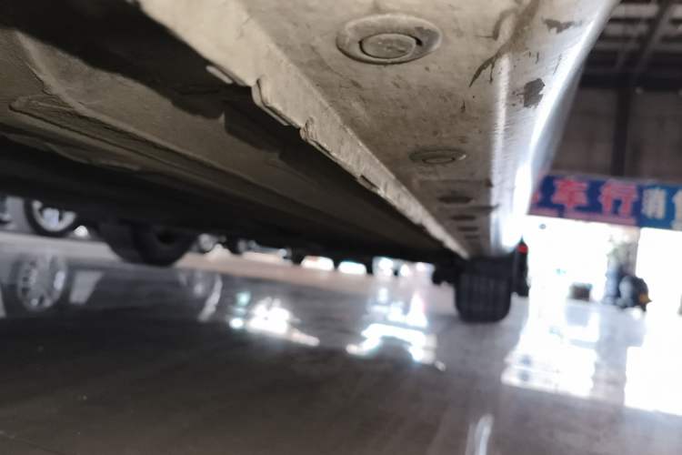 Used Nissan Tiida 2019 1.6L CVT Smart Drive Version China VI Standard Left Side Sill