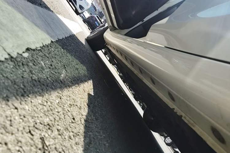 Used Nissan Tiida 2019 1.6L CVT Smart Drive Version China VI Standard Left Side Sill