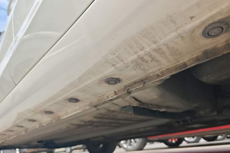 Used Nissan Tiida 2019 1.6L CVT Cool Edition China VI Standard Left Side Sill