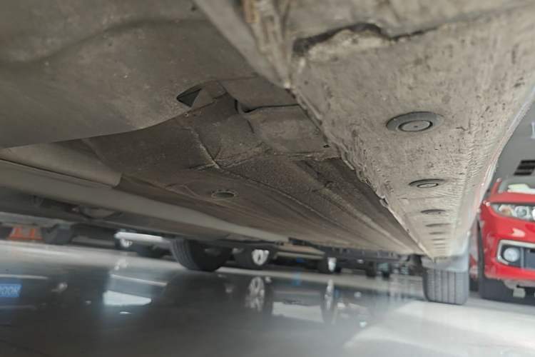 Used Nissan Tiida 2019 1.6L CVT Smart Drive Version China VI Standard Left Side Sill