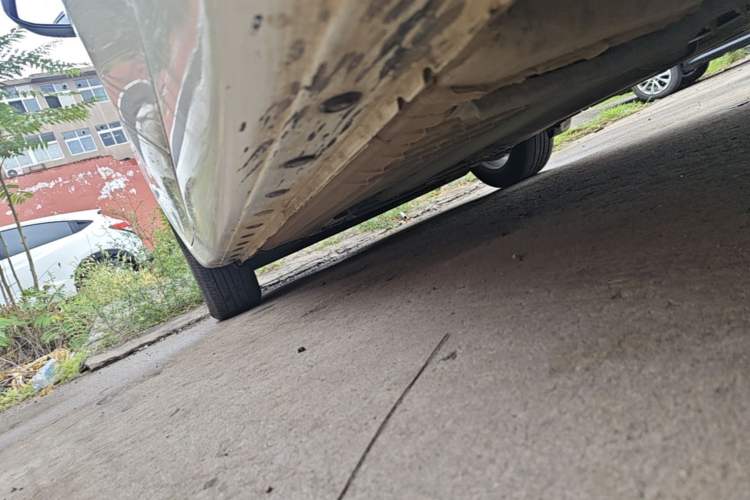 Used Nissan Tiida 2019 1.6L CVT Smart Enjoyment Version China VI Standard Left Side Sill