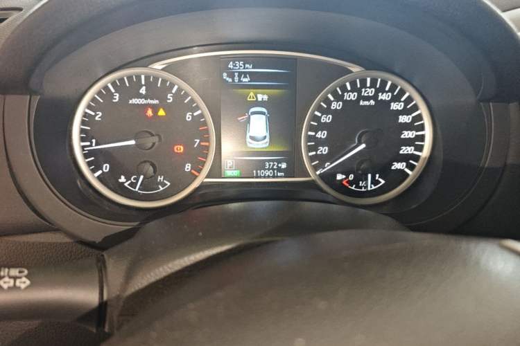 Used Nissan Tiida 2019 1.6L CVT Smart Enjoyment Version China V Standard Odometer Close Up