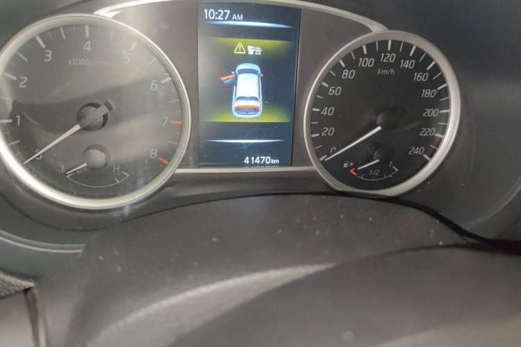 Used Nissan Tiida 2019 1.6L CVT Smart Drive Version China VI Standard Odometer Close Up