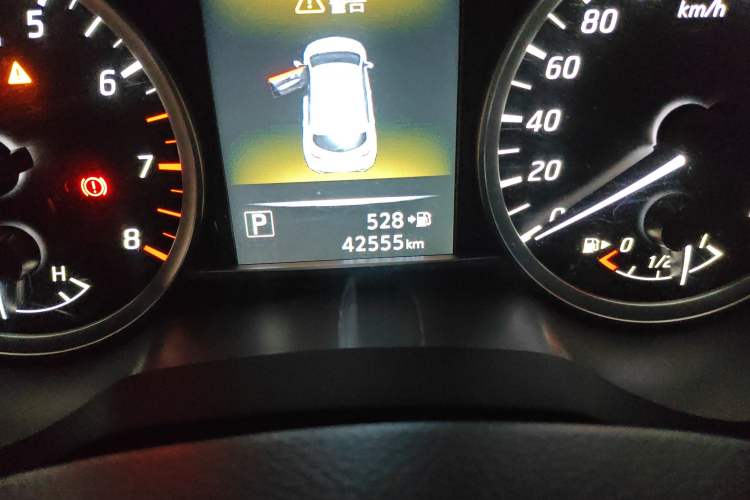 Used Nissan Tiida 2019 1.6L CVT Smart Drive Version China VI Standard Odometer Close Up