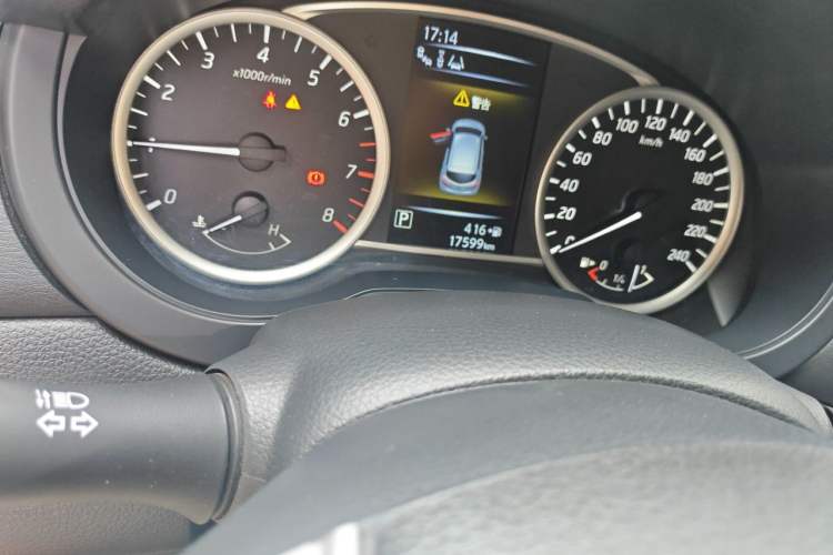 Used Nissan Tiida 2019 1.6L CVT Smart Drive Version China VI Standard Odometer Close Up