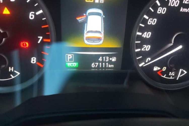 Used Nissan Tiida 2019 1.6L CVT Smart Drive Version China VI Standard Odometer Close Up
