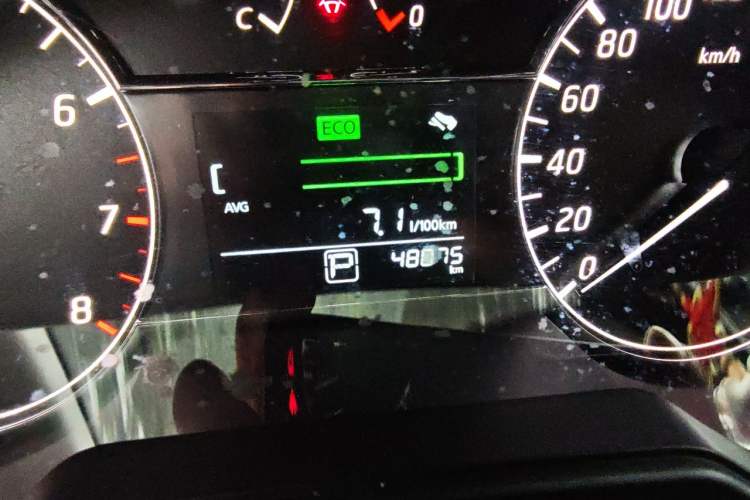 Used Nissan Tiida 2019 1.6L CVT Cool Dynamic Version China V Standard Odometer Close Up