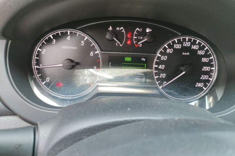 Used Nissan Tiida 2019 1.6L CVT Cool Edition China VI Standard Odometer Close Up