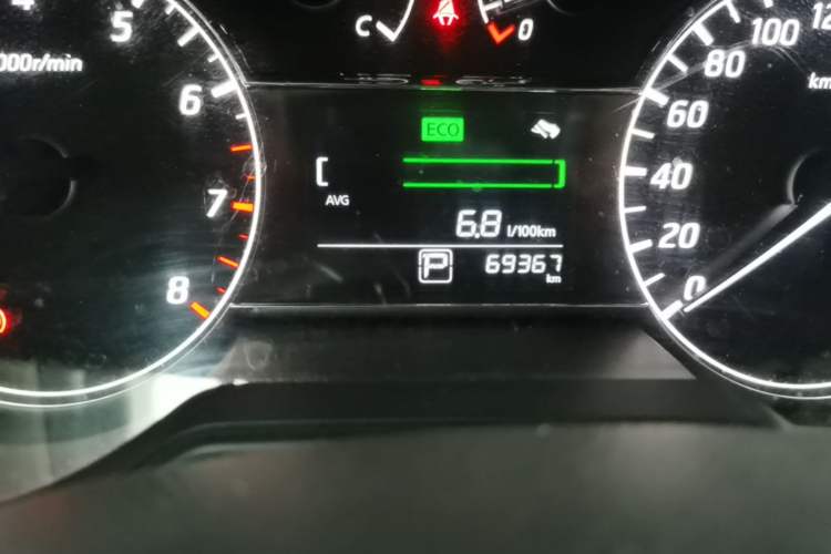 Used Nissan Tiida 2019 1.6L CVT Cool Edition China VI Standard Odometer Close Up
