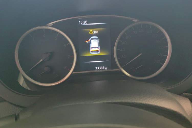 Used Nissan Tiida 2019 1.6L CVT Smart Drive Version China VI Standard Odometer Close Up