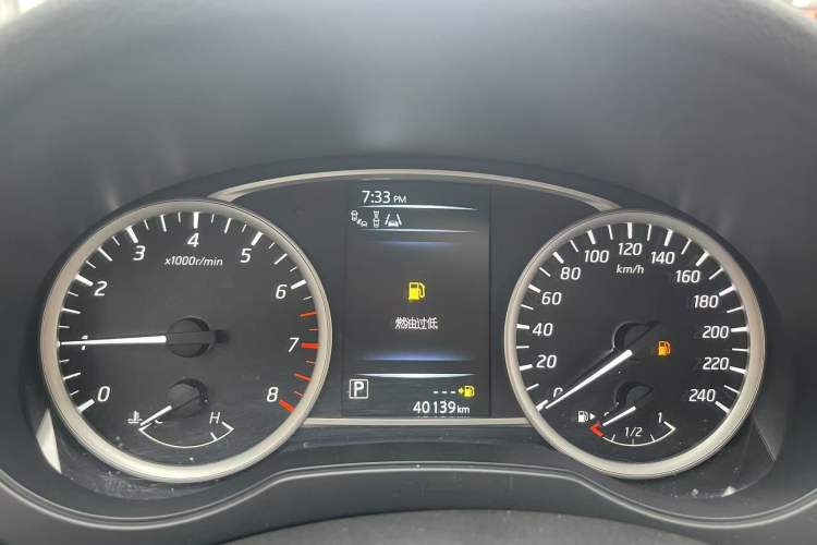 Used Nissan Tiida 2019 1.6L CVT Smart Drive Version China VI Standard Odometer Close Up