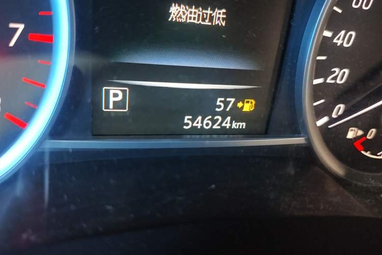 Used Nissan Tiida 2019 1.6L CVT Smart Drive Version China VI Standard Odometer Close Up
