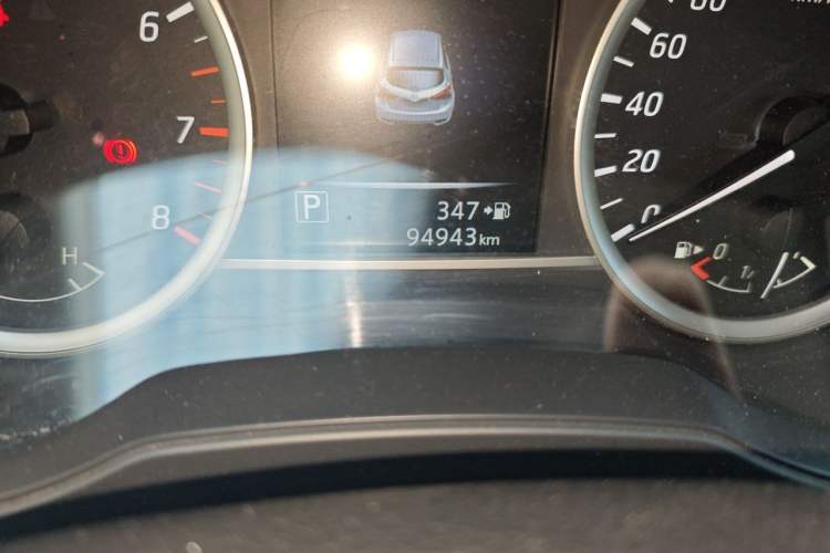 Used Nissan Tiida 2019 1.6L CVT Smart Drive Version China VI Standard Odometer Close Up