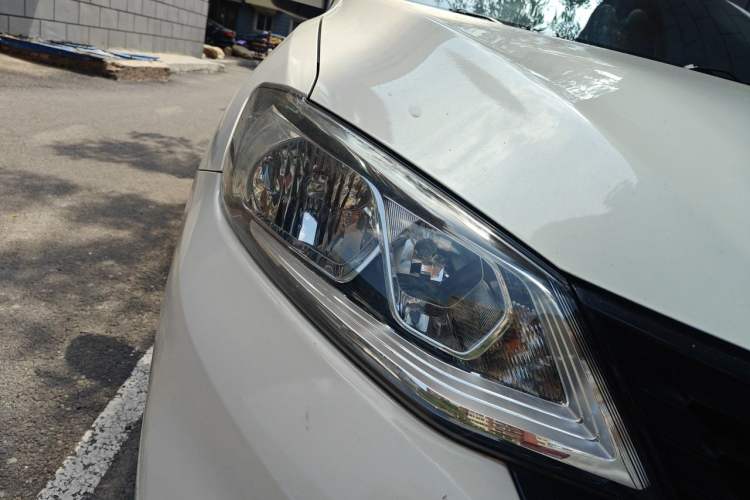 Used Nissan Tiida 2019 1.6L CVT Smart Enjoyment Version China VI Standard Right Front Headlight