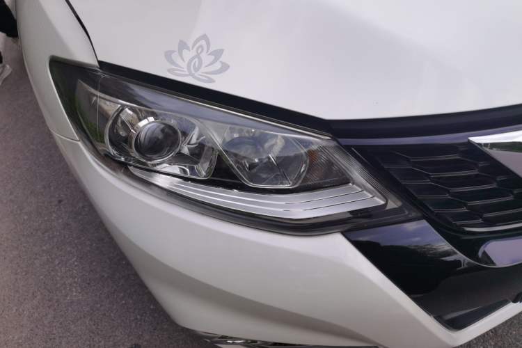 Used Nissan Tiida 2019 1.6L CVT Smart Drive Version China VI Standard Right Front Headlight