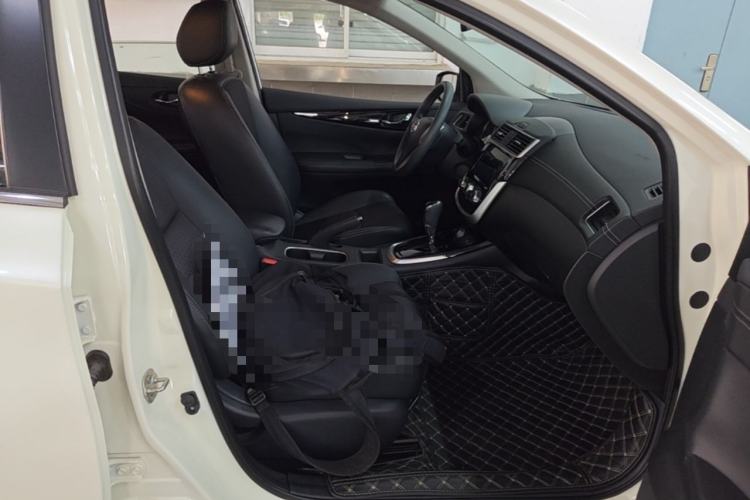 Used Nissan Tiida 2019 1.6L CVT Smart Drive Version China VI Standard Right Front Seat