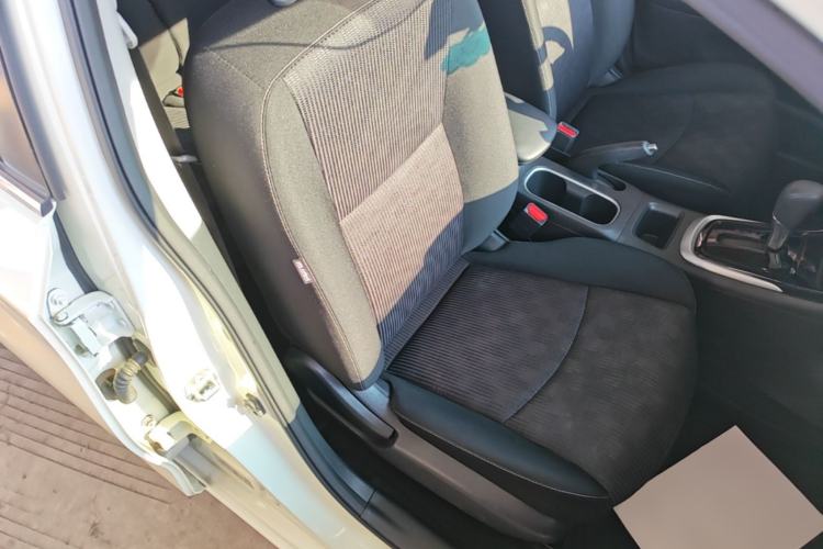 Used Nissan Tiida 2019 1.6L CVT Cool Edition China VI Standard Right Front Seat