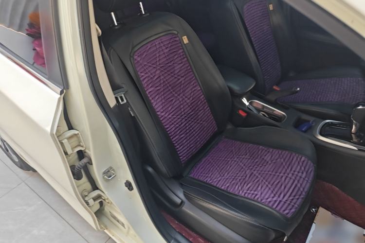 Used Nissan Tiida 2019 1.6L CVT Smart Drive Version China VI Standard Right Front Seat