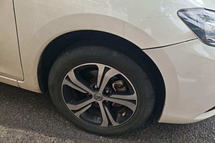 Used Nissan Tiida 2019 1.6L CVT Smart Drive Version China VI Standard Right Front Wheel Hub