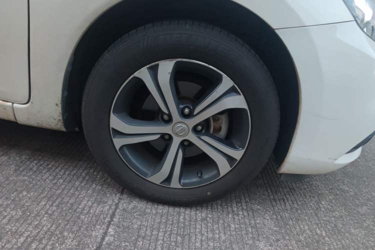 Used Nissan Tiida 2019 1.6L CVT Smart Drive Version China VI Standard Right Front Wheel Hub