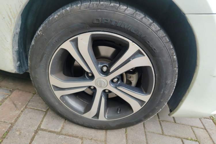 Used Nissan Tiida 2019 1.6L CVT Smart Drive Version China VI Standard Right Front Wheel Hub