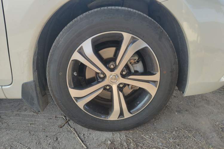 Used Nissan Tiida 2019 1.6L CVT Smart Drive Version China VI Standard Right Front Wheel Hub