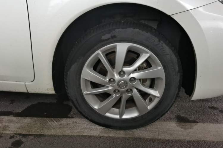 Used Nissan Tiida 2019 1.6L CVT Cool Edition China VI Standard Right Front Wheel Hub