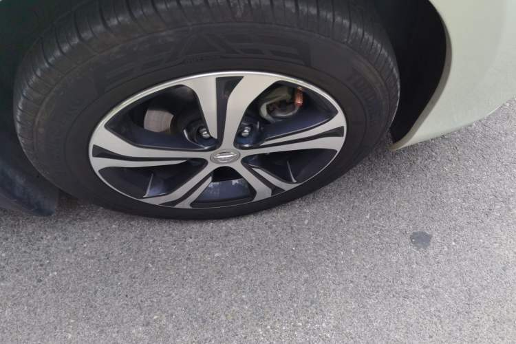 Used Nissan Tiida 2019 1.6L CVT Smart Drive Version China VI Standard Right Front Wheel Hub