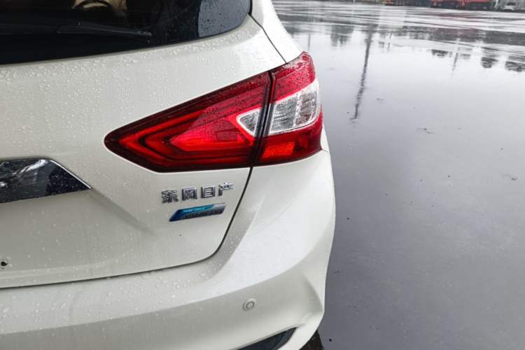 Used Nissan Tiida 2019 1.6L CVT Cool Edition China VI Standard Right Rear Taillight