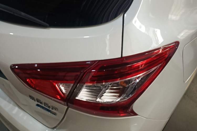 Used Nissan Tiida 2019 1.6L CVT Cool Edition China VI Standard Right Rear Taillight