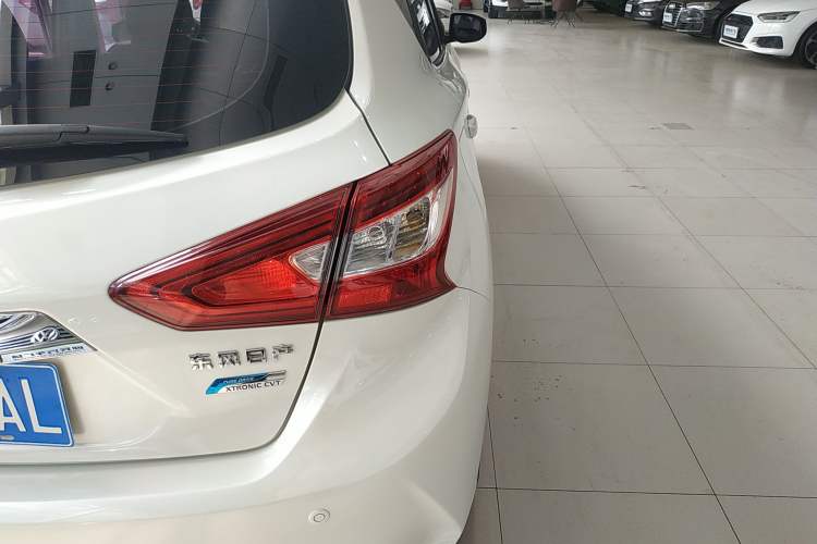 Used Nissan Tiida 2019 1.6L CVT Cool Edition China VI Standard Right Rear Taillight