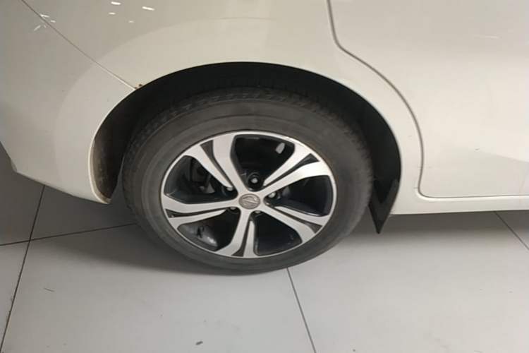 Used Nissan Tiida 2019 1.6L CVT Smart Drive Version China VI Standard Right Rear Wheel Hub