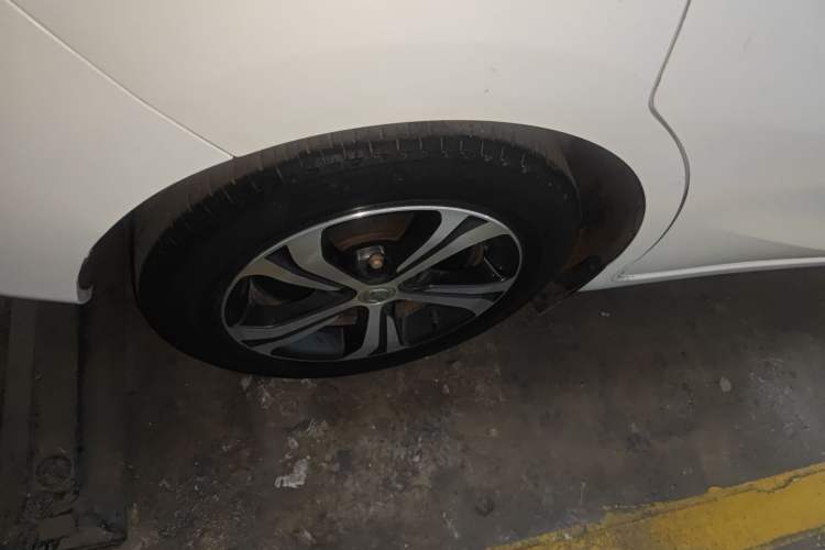 Used Nissan Tiida 2019 1.6L CVT Smart Enjoyment Version China VI Standard Right Rear Wheel Hub