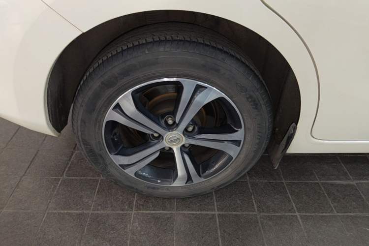 Used Nissan Tiida 2019 1.6L CVT Smart Drive Version China VI Standard Right Rear Wheel Hub