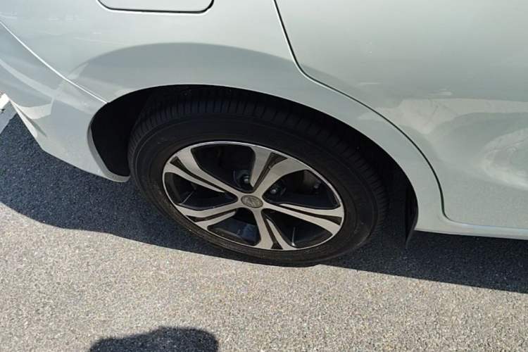 Used Nissan Tiida 2019 1.6L CVT Smart Drive Version China VI Standard Right Rear Wheel Hub