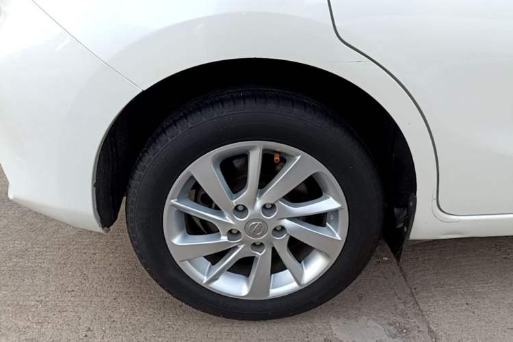 Used Nissan Tiida 2019 1.6L CVT Cool Edition China VI Standard Right Rear Wheel Hub