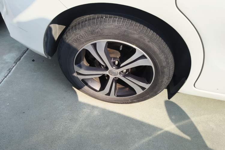 Used Nissan Tiida 2019 1.6L CVT Smart Drive Version China VI Standard Right Rear Wheel Hub