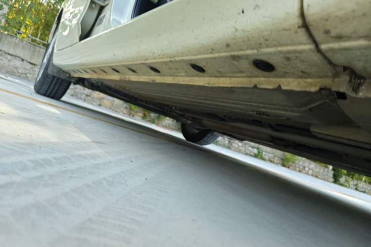 Used Nissan Tiida 2019 1.6L CVT Cool Edition China VI Standard Right Side Sill