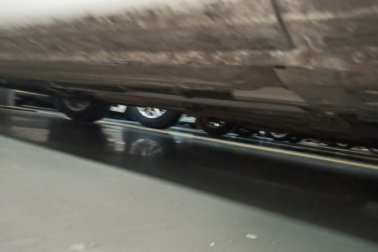 Used Nissan Tiida 2019 1.6L CVT Cool Edition China VI Standard Right Side Sill