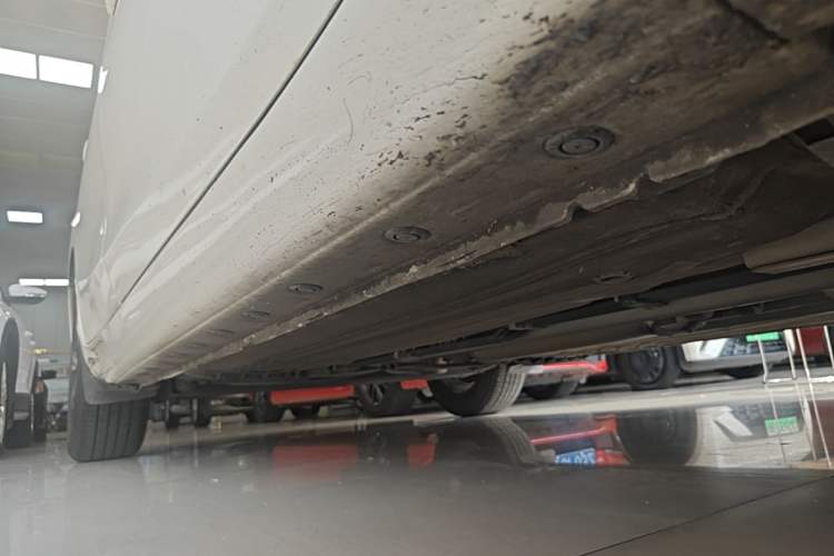 Used Nissan Tiida 2019 1.6L CVT Smart Drive Version China VI Standard Right Side Sill