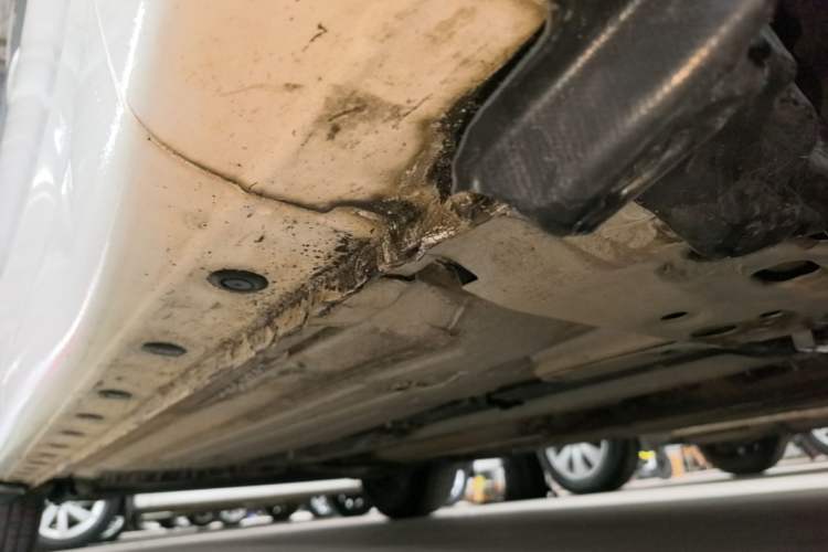 Used Nissan Tiida 2019 1.6L CVT Smart Drive Version China VI Standard Right Side Sill