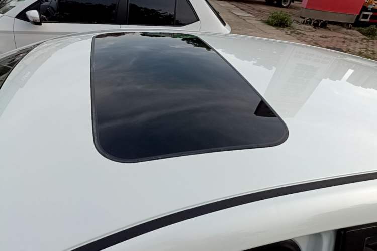 Used Nissan Tiida 2019 1.6L CVT Cool Edition China VI Standard Roof