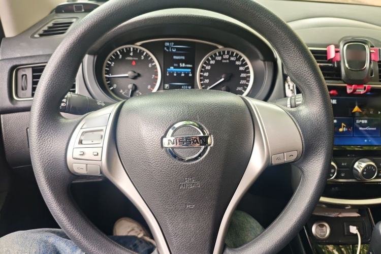 Used Nissan Tiida 2019 1.6L CVT Smart Drive Version China VI Standard Steering Wheel