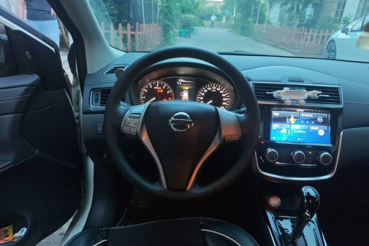 Used Nissan Tiida 2019 1.6L CVT Smart Drive Version China VI Standard Steering Wheel