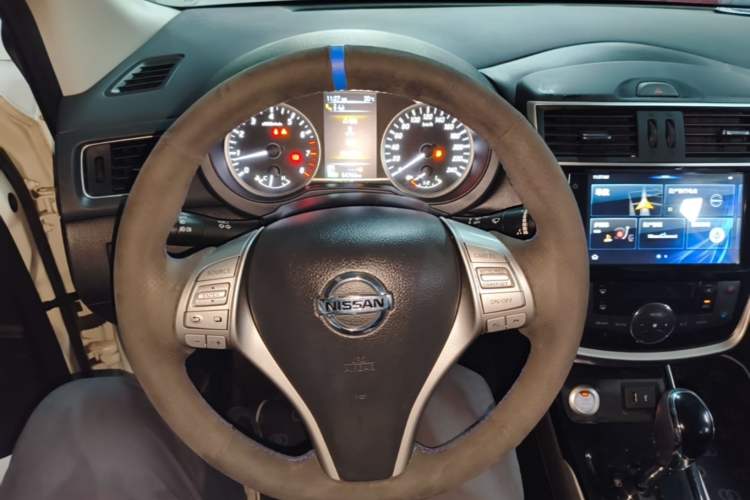 Used Nissan Tiida 2019 1.6L CVT ZhiZun Edition China VI standard Steering Wheel